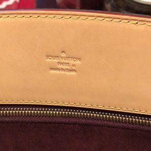 Louis Vuitton Bags - Louis Vuitton phenix mm π Louis Vuitton Bags - Louis Vuitton phenix mm π